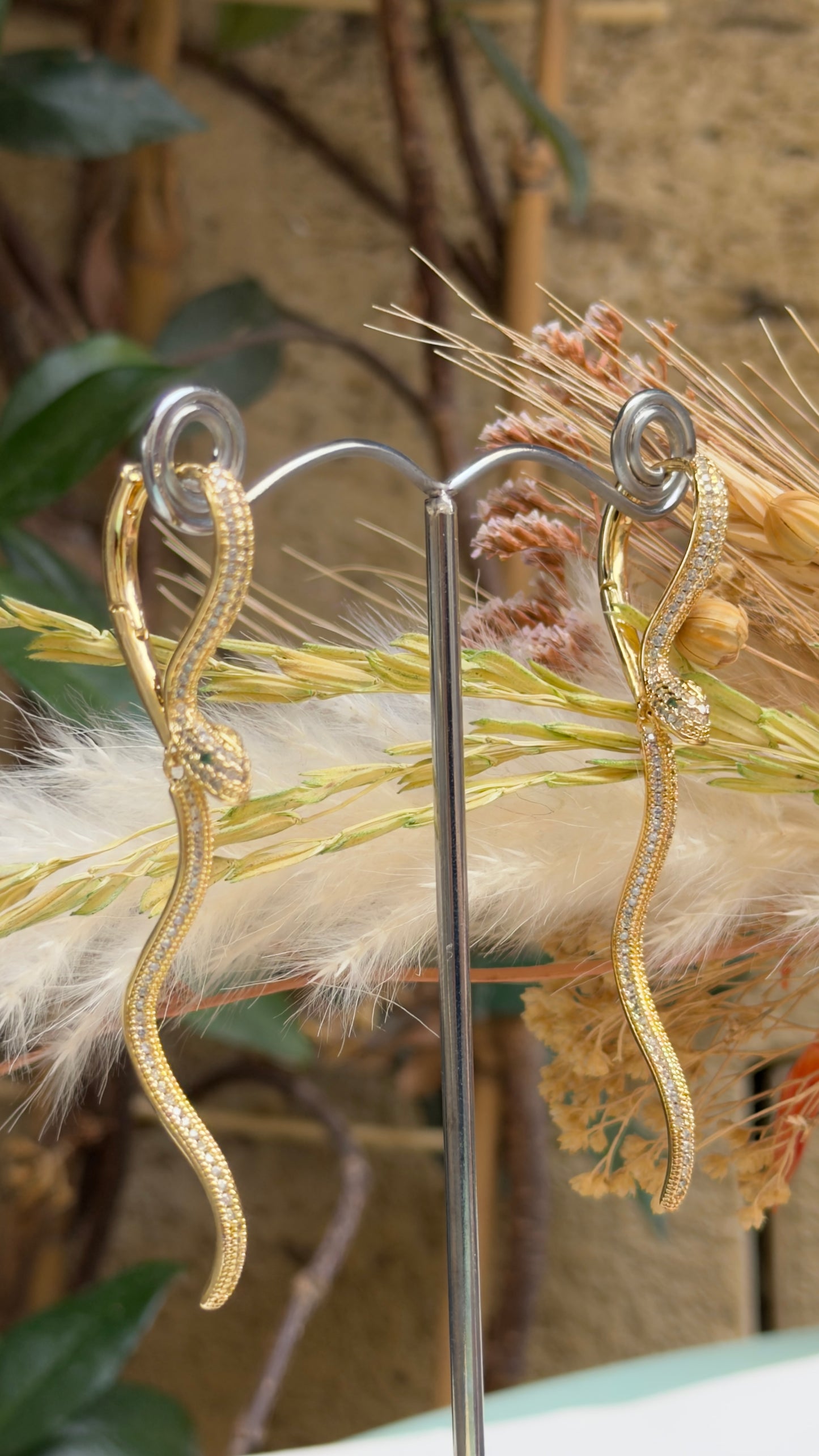 boucle d'oreille pendante serpent