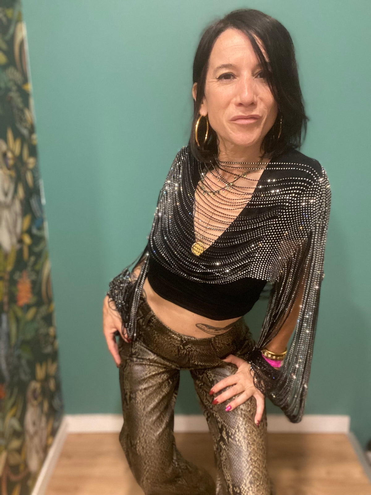 Top Amanda noir à strass – Haut femme chic et glamour