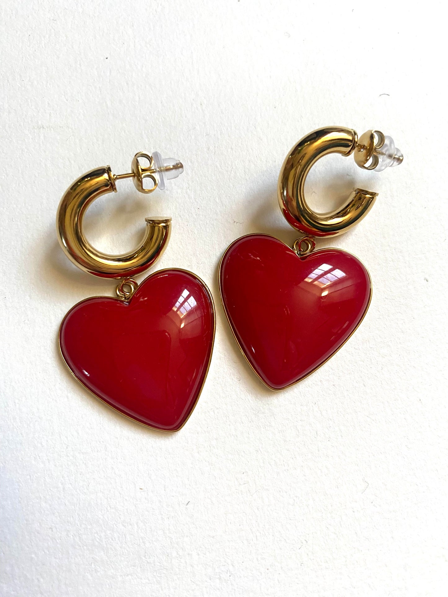 Créoles coeur rouge