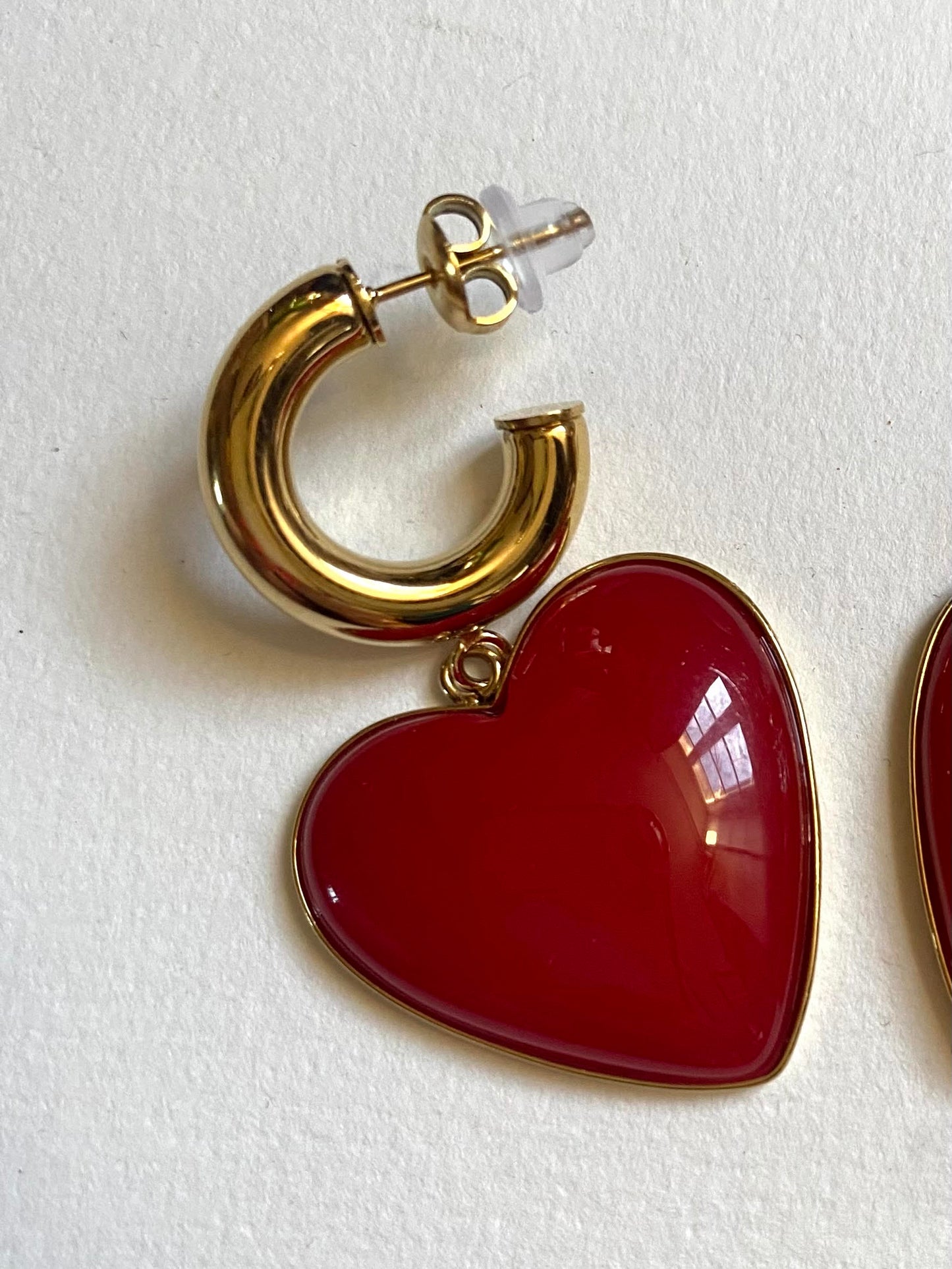 Créoles coeur rouge