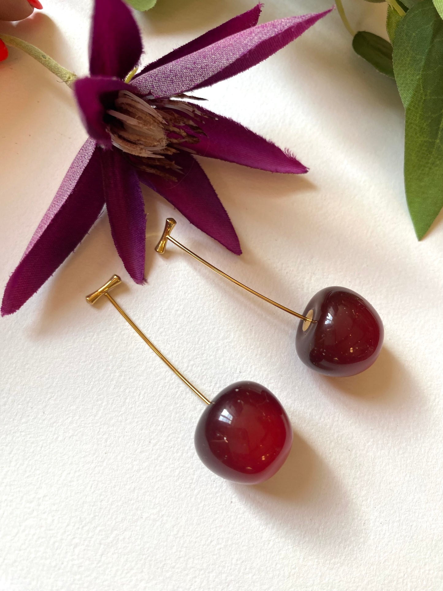 Boucles d'oreilles cerises translucides
