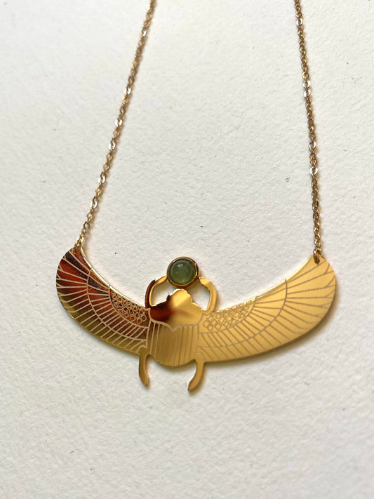 Collier scarabée