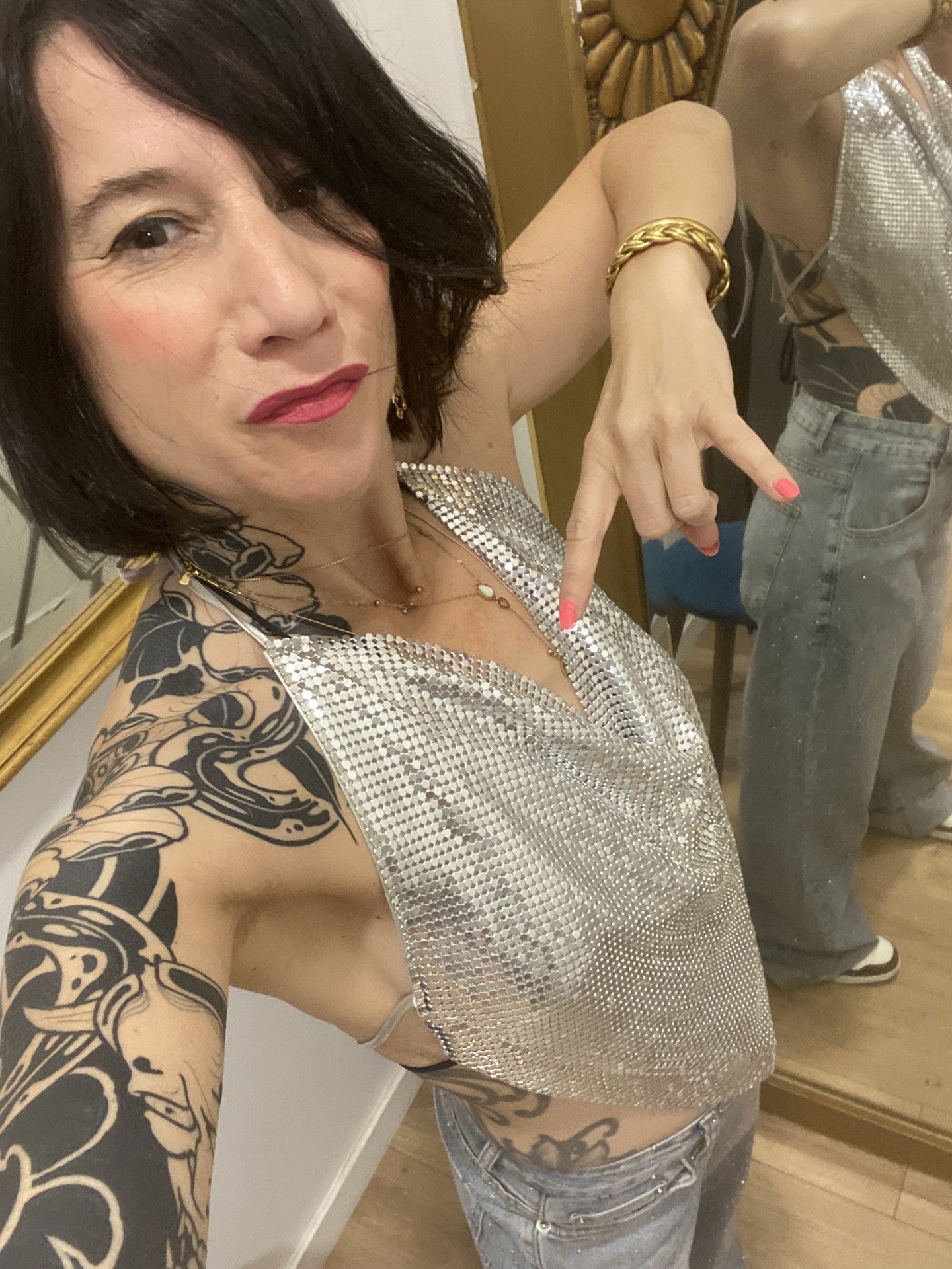 Top argenté dos nu