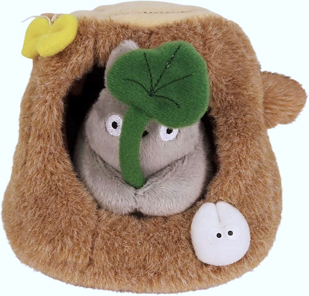 Peluche Totoro dans son tronc d'arbre